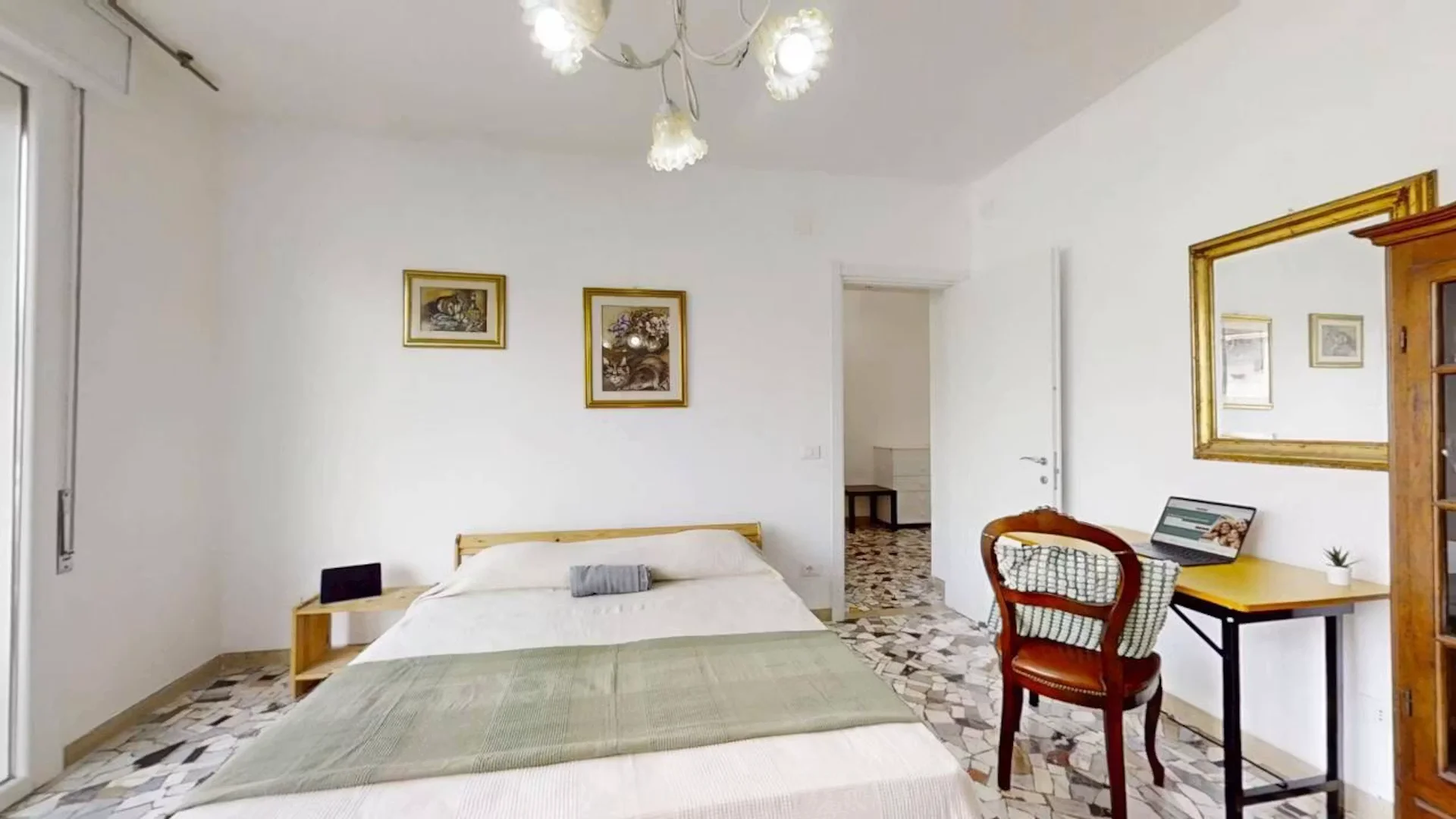 Quarto amigo do estudante em  com comodidades modernas