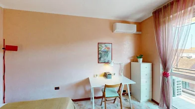 Habitación privada en Via Piedicavallo, Parella, imagen 7 de 10