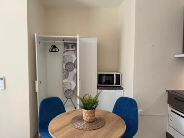 Apartamento inteiro em Narcisstraat, Stratum, imagem 10 de 10