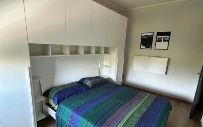 Entire apartment at Via Gattamelata, image 1 of 10