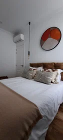 Entire apartment at Rua Gonçalo Barreto 11, image 13 of 35