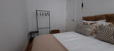Entire apartment at Rua Gonçalo Barreto 11, image 15 of 35