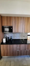 Entire apartment at Rua Gonçalo Barreto 11, image 25 of 35