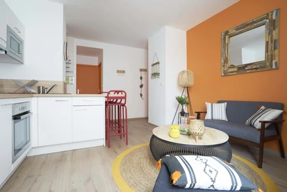 Habitación privada en 24 Rue Pierre de Sivry, 54000 Nancy, France, imagen 11 de 15