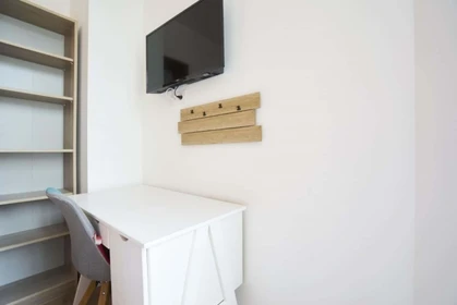 Habitación privada en 24 Rue Pierre de Sivry, 54000 Nancy, France, imagen 6 de 15