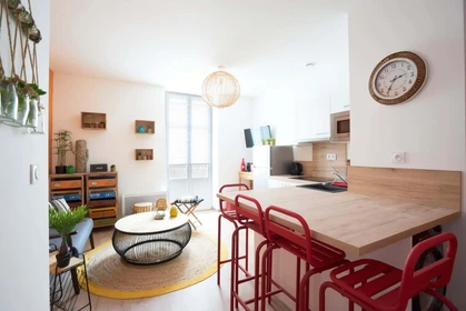 Habitación privada en 24 Rue Pierre de Sivry, 54000 Nancy, France, imagen 10 de 15