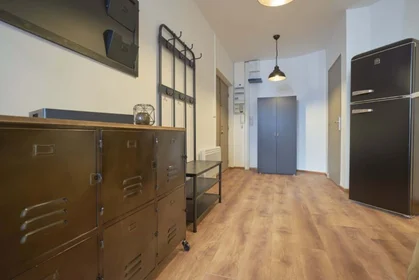 Habitación privada en 4 Rue Rogier, 51100 Reims, France, imagen 13 de 14