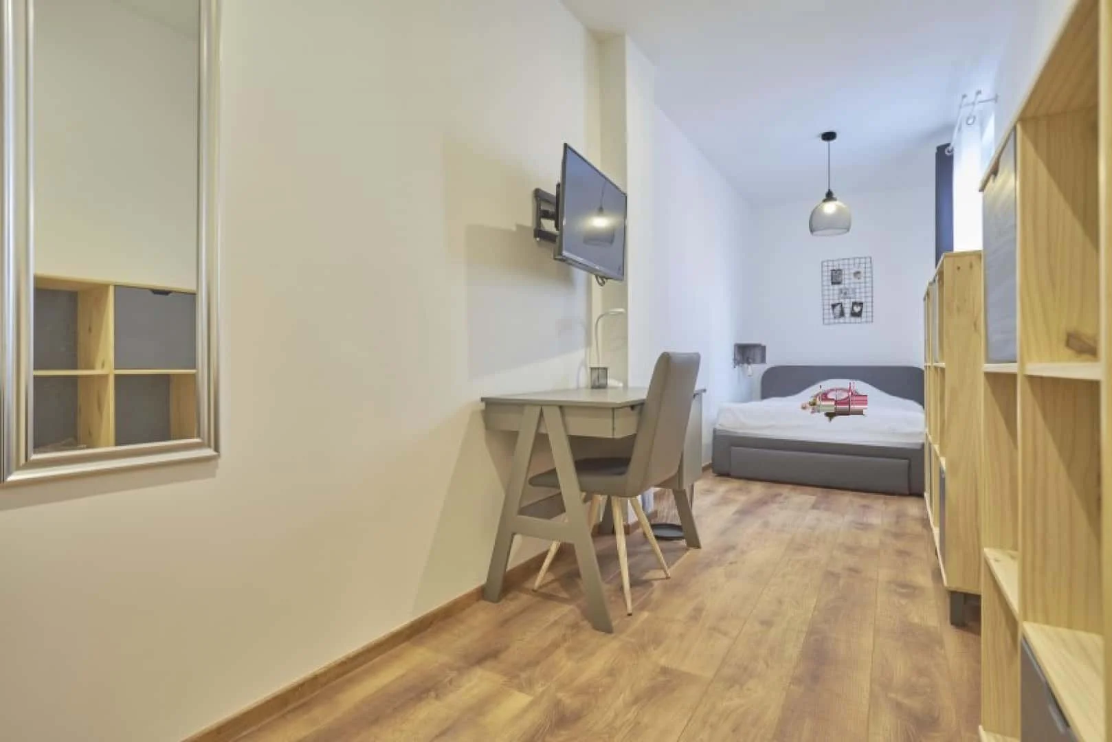 Habitación en apartamento estudiantil en alquiler en , completamente amueblado