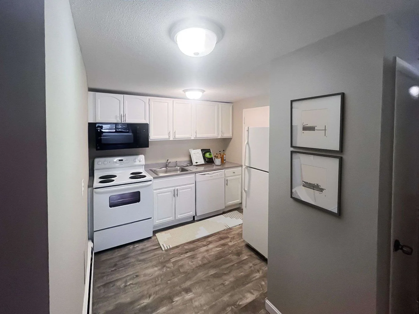 375, Harvard St., Unit 1, Harvard Square, Cambridge, MA, 02138
