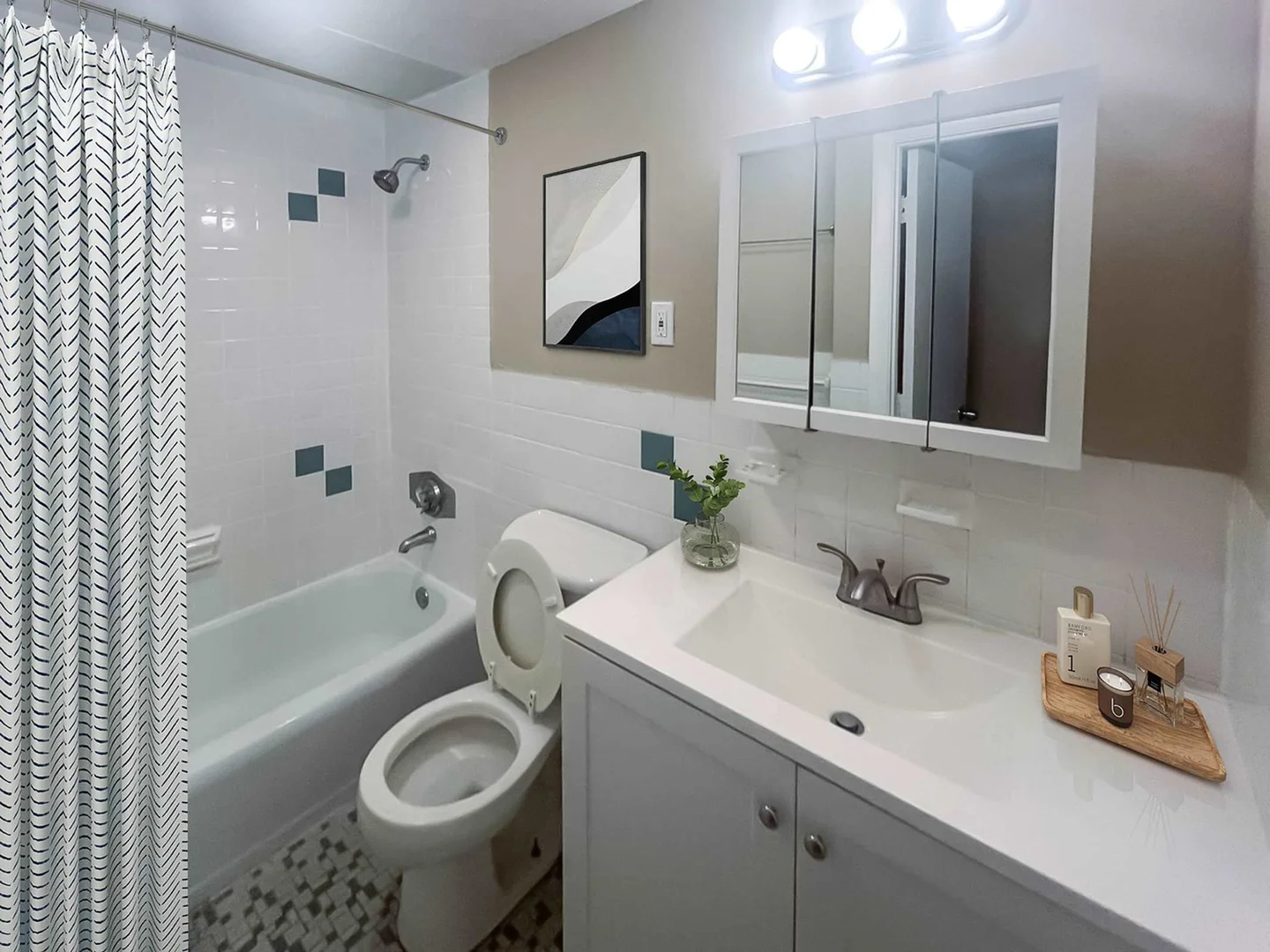 375, Harvard St., Unit 1, Harvard Square, Cambridge, MA, 02138