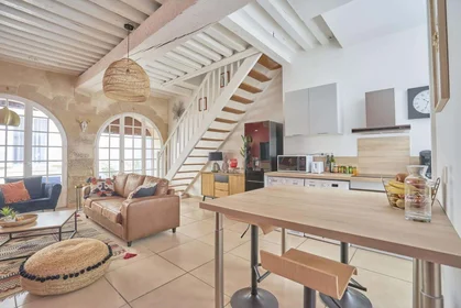 Quarto privado em 64 Rue Gambetta, 51100 Reims, France, imagem 11 de 38