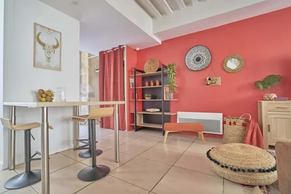 Quarto privado em 64 Rue Gambetta, 51100 Reims, France, imagem 31 de 38