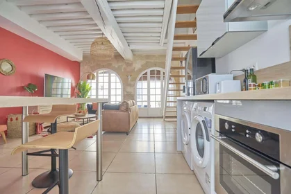 Quarto privado em 64 Rue Gambetta, 51100 Reims, France, imagem 10 de 38