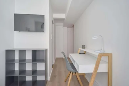 Quarto privado em 64 Rue Gambetta, 51100 Reims, France, imagem 6 de 28