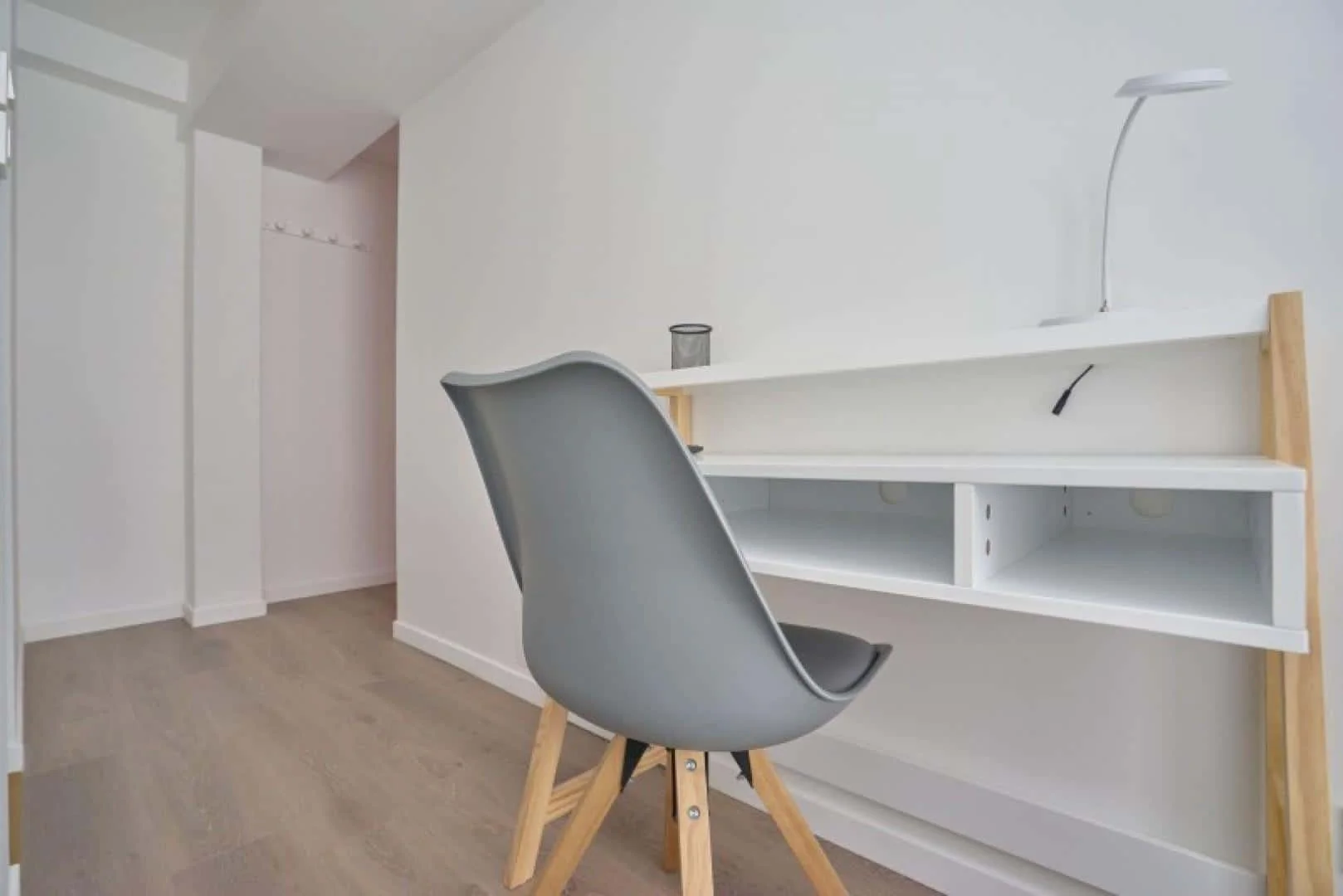 Quarto de estudante funcional perfeito para estudar em 
