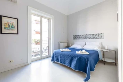 Appartamento con 2 camere da letto a Palermo