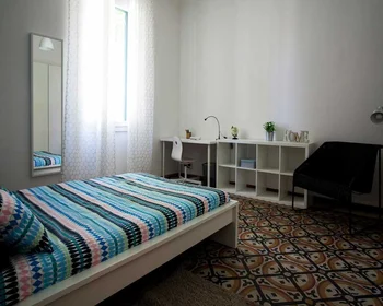 Özel oda konumu Via Donato Creti, 2 14 görüntüsü