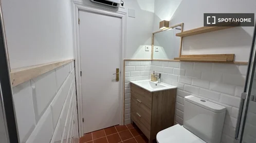 Özel oda konumu Montevideo Etorbidea, 8 19 görüntüsü