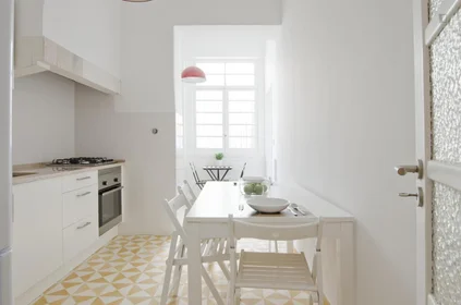 Private room at Rua Joaquim António Aguiar, image 9 of 22