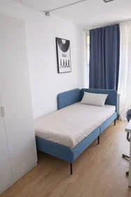 Privatzimmer in der Schleißheimer Straße, Garching bei München, bild 1 von 10
