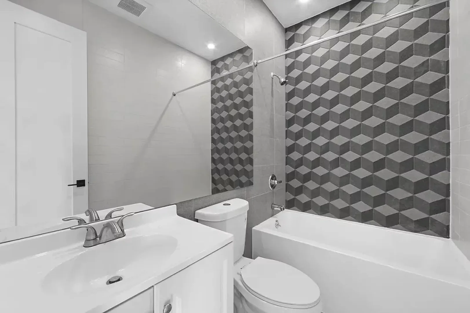 Affordable room for students with ample lighting in 