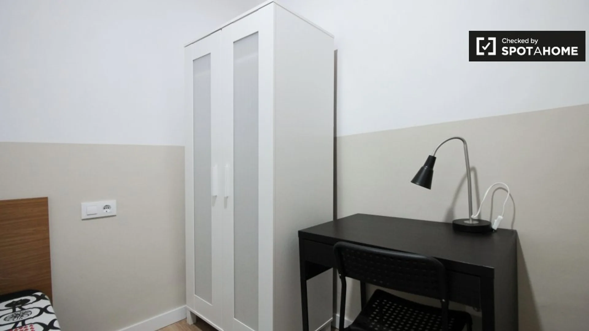 Studentenfreundliches Zimmer in  mit modernen Annehmlichkeiten