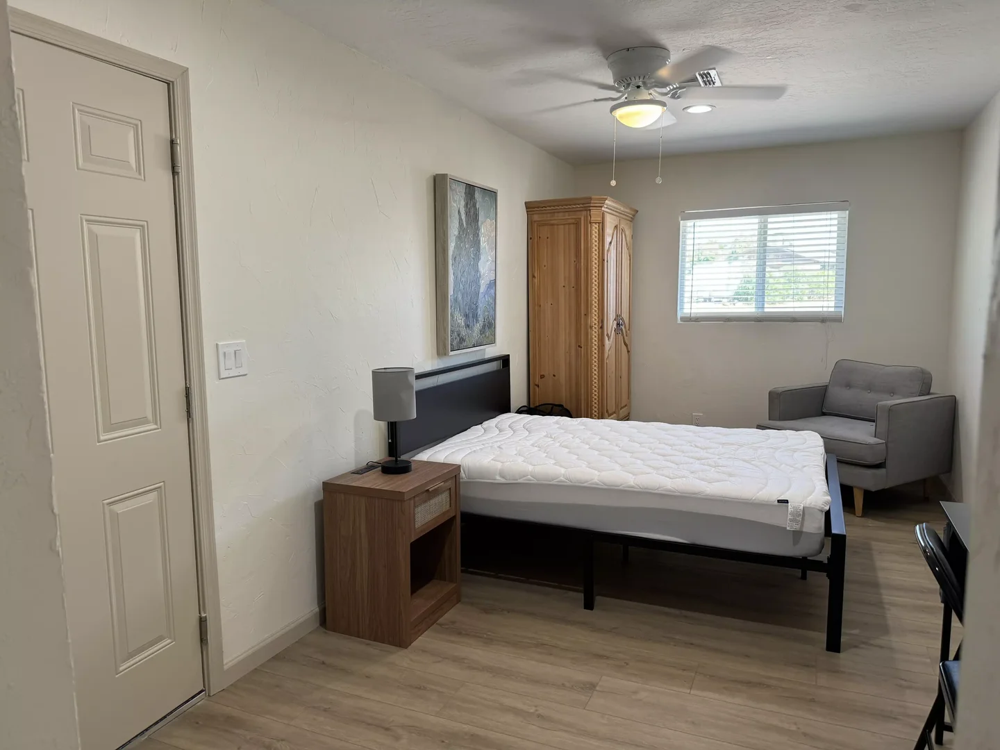 Habitación acogedora para estudiantes disponible en 