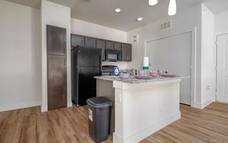 Habitación privada en Potranco Road, imagen 8 de 37