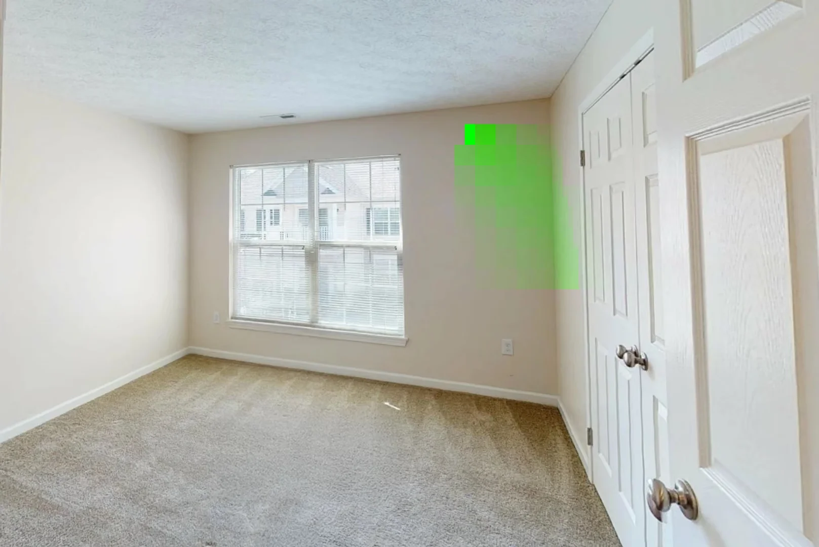 Habitación asequible para estudiantes con buena iluminación en