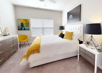 Private room at Potranco Road, image 10 of 43