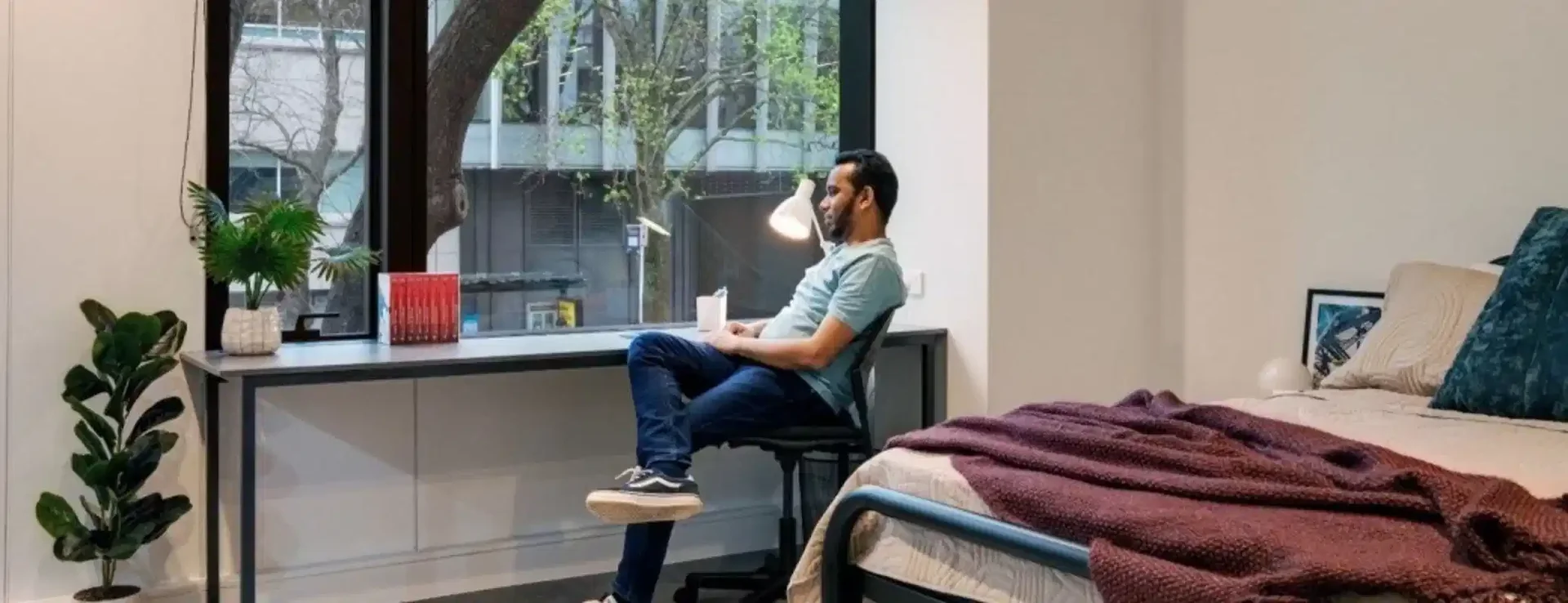 Quarto de estudante funcional perfeito para estudar em 