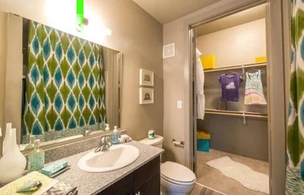 Private room at McCart Avenue, image 4 of 13