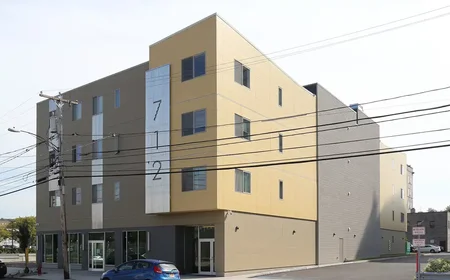 Quarto privado em East Fayette Street, imagem 37 de 40