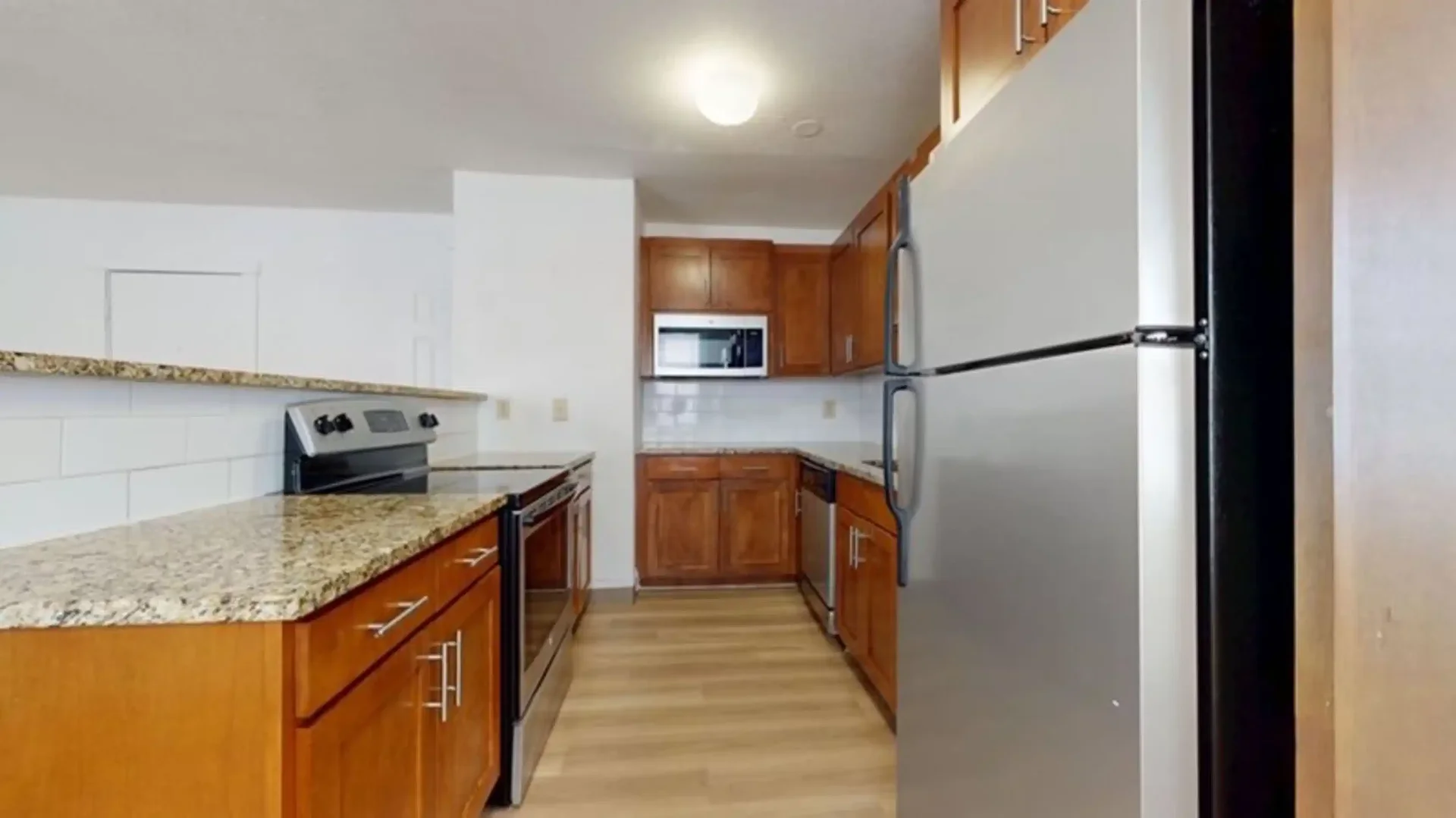 Affordable room for students with ample lighting in 