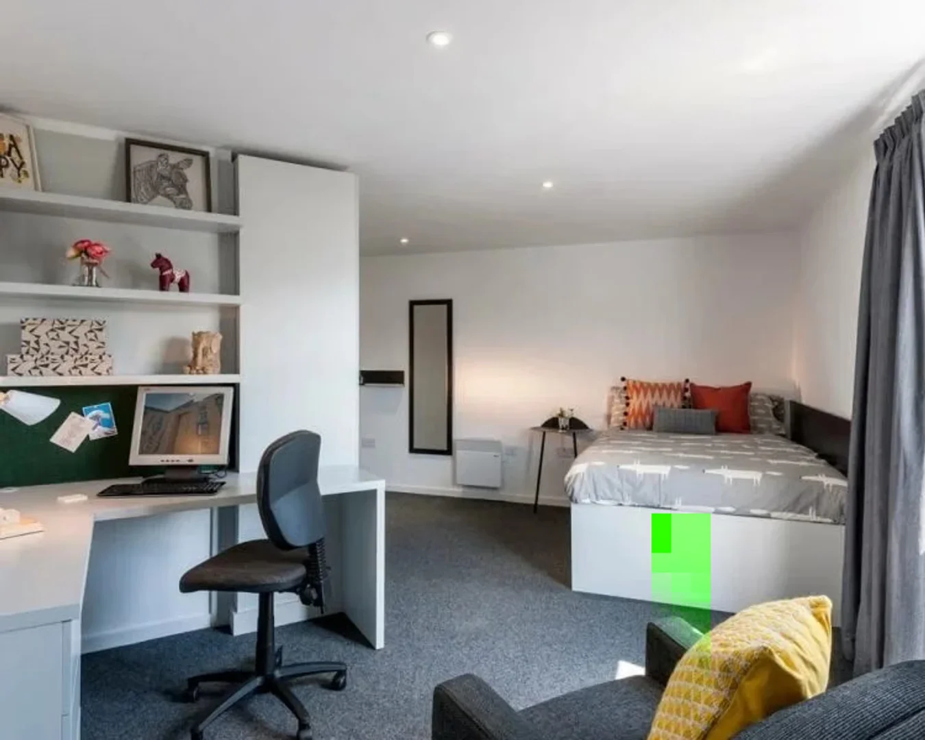 Chambre abordable pour les étudiants avec un bon éclairage dans 