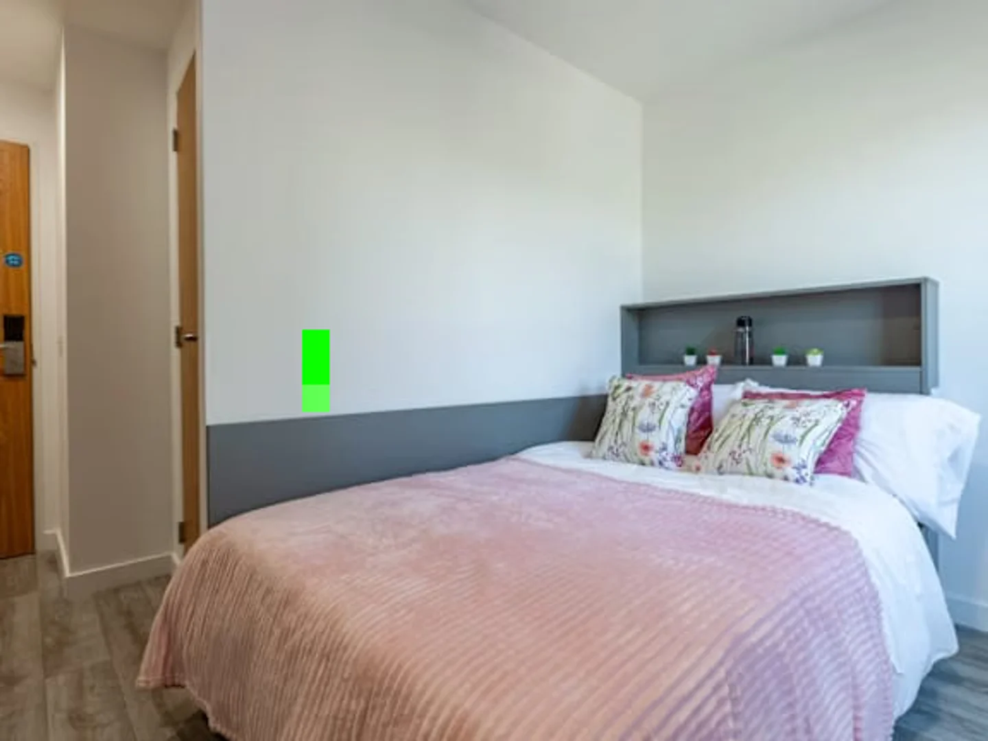 Chambre conviviale pour les étudiants dans  avec des équipements modernes