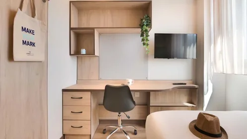 Studio at Madariaga Etorbidea, image 2 of 14