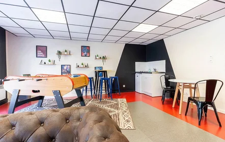 Studio at Rue des Herideaux, image 7 of 12