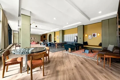 Quarto privado em 15th Avenue Southeast, imagem 16 de 24