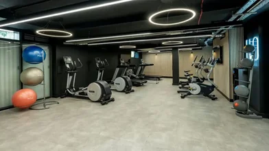 Studio at Western Way, image 17 of 35