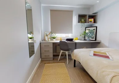 Private room at Seaford Road, image 4 of 14