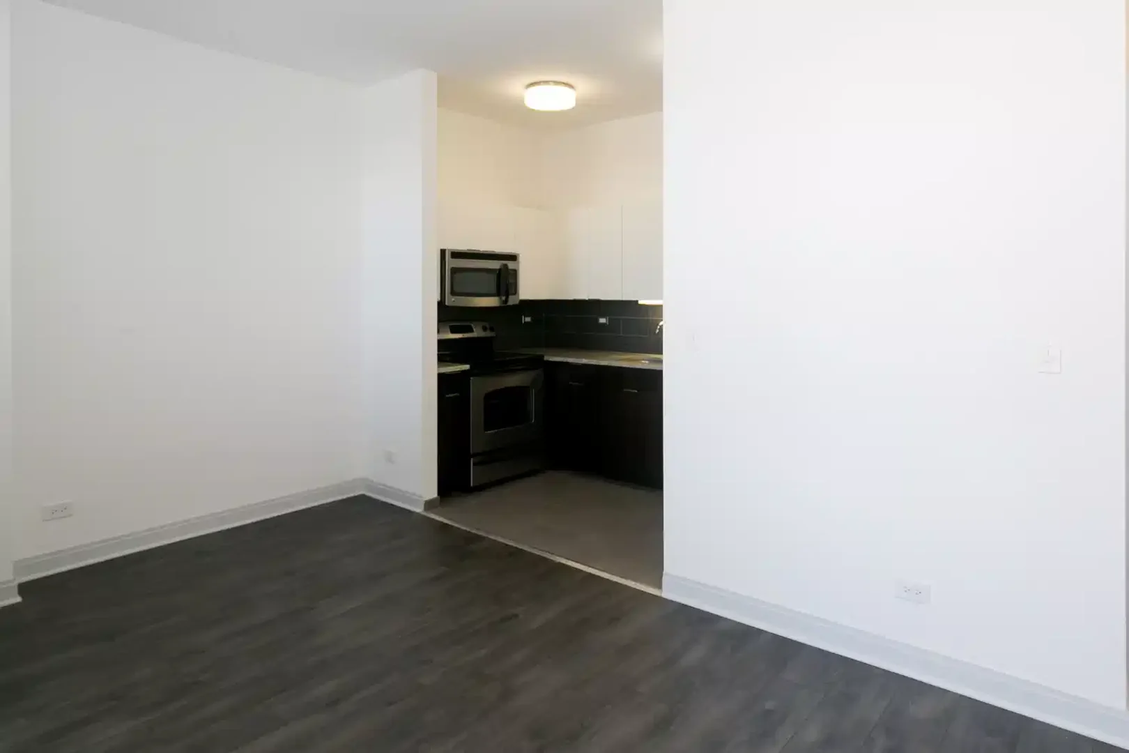 Budget-friendly student room close to campus in 