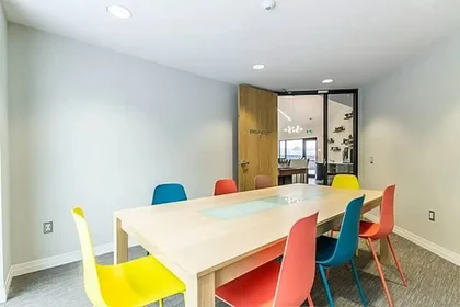 Habitación privada en Sherwood Forest Square, imagen 6 de 10