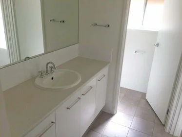 Privatzimmer in der Emery Road, bild 20 von 24