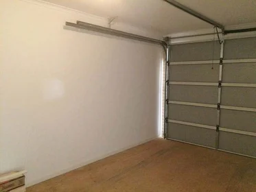 Privatzimmer in der Emery Road, bild 22 von 24