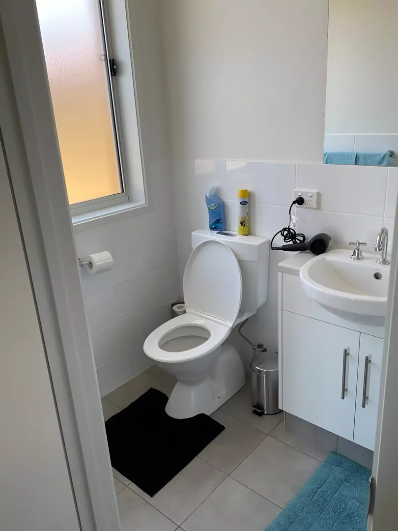 Chambre abordable pour les étudiants avec un bon éclairage dans 