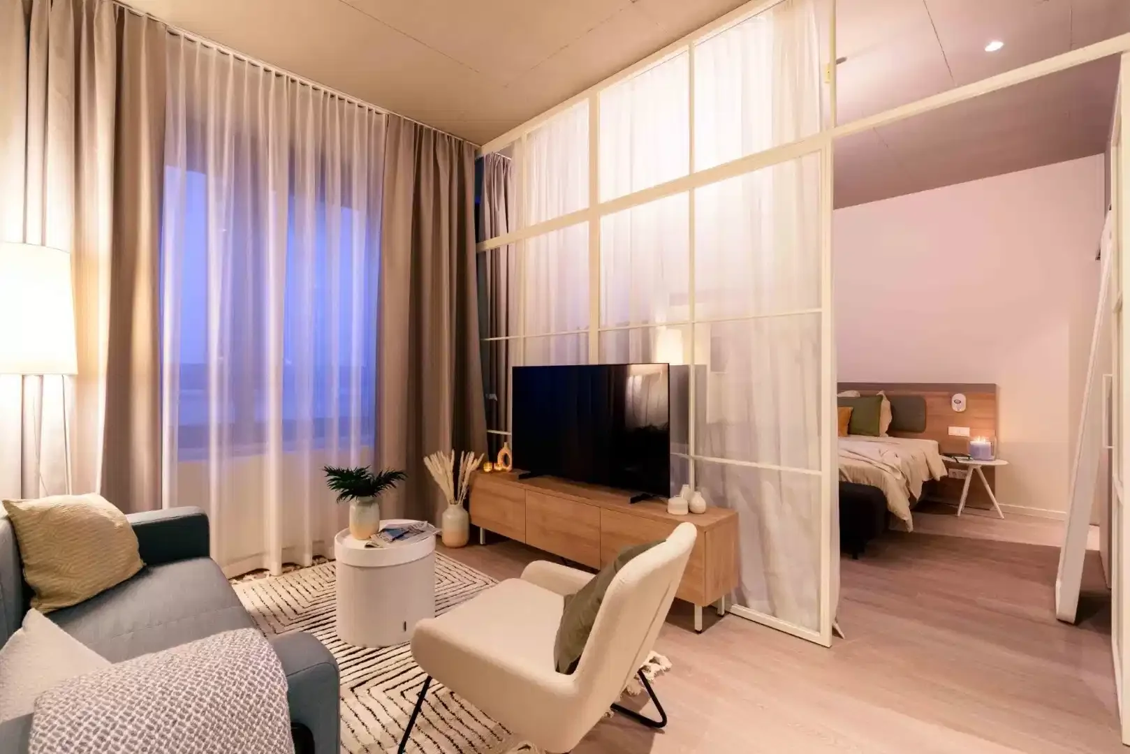 Quarto para alugar em apartamento de estudantes em , totalmente mobilado