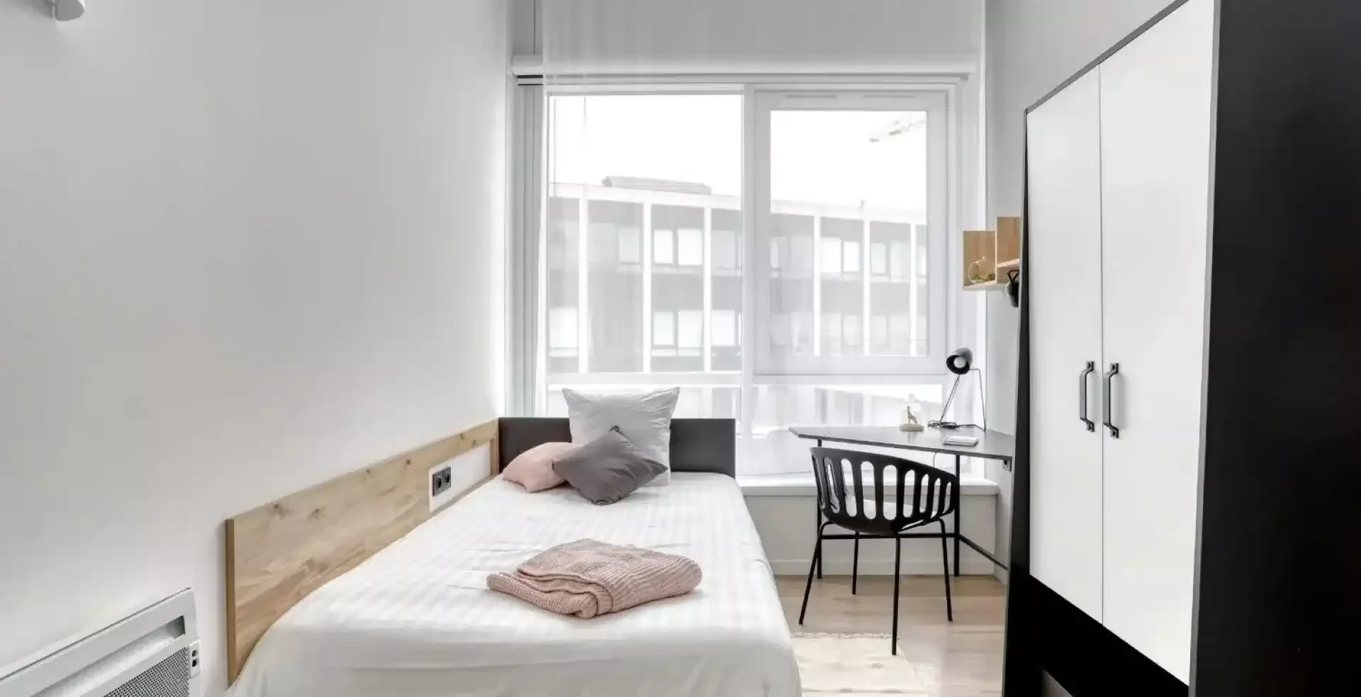 Habitación acogedora para estudiantes disponible en 