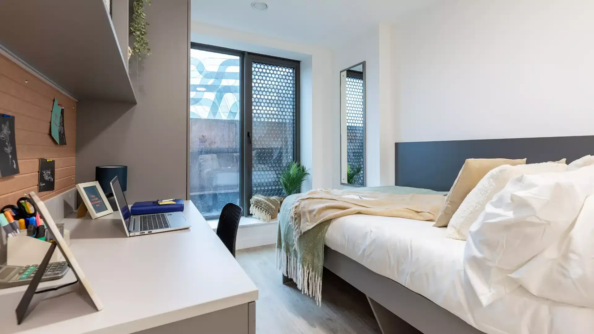Chambre à louer dans un appartement d'étudiant à , entièrement meublée