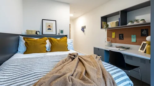 Private room at Avon Street, image 1 of 10